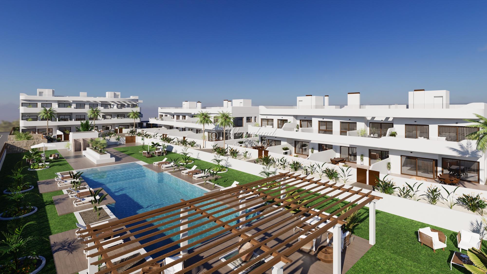 Toppetasje, 2 sov, 58 m2 takterrasse, felles basseng, gangavstand til golf, strand og by [LAS 21D]